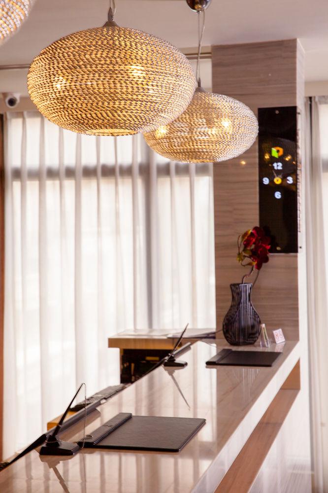 Hotel Cube Tchaj-čung Exteriér fotografie