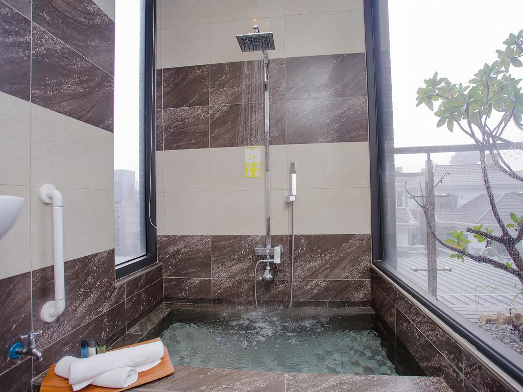Hotel Cube Tchaj-čung Exteriér fotografie