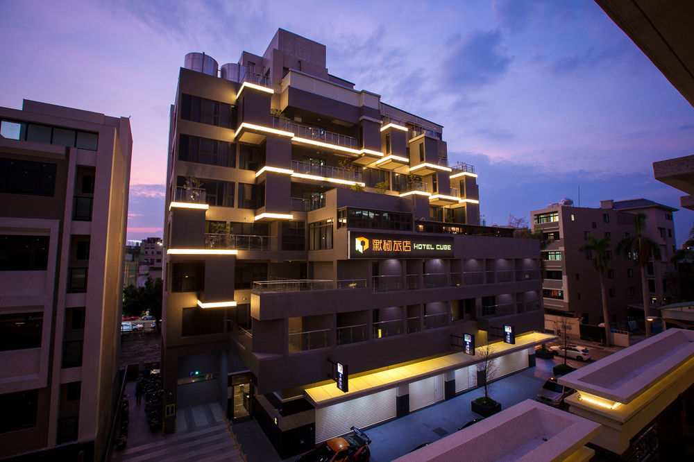 Hotel Cube Tchaj-čung Exteriér fotografie